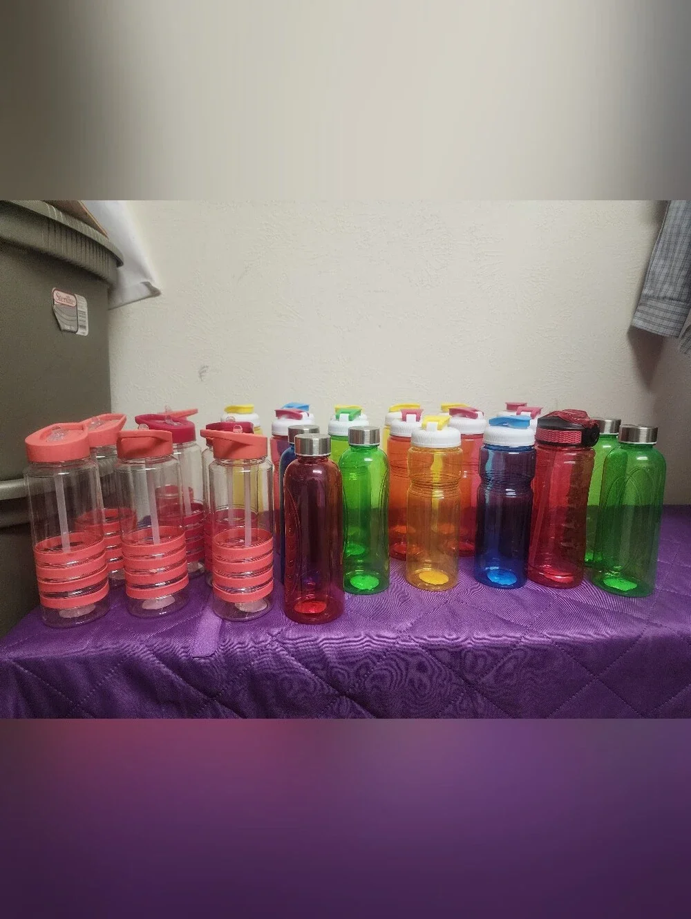 32- NEW Plastic Drink Containers ranging from 25 oz to 45 Oz. ALL together